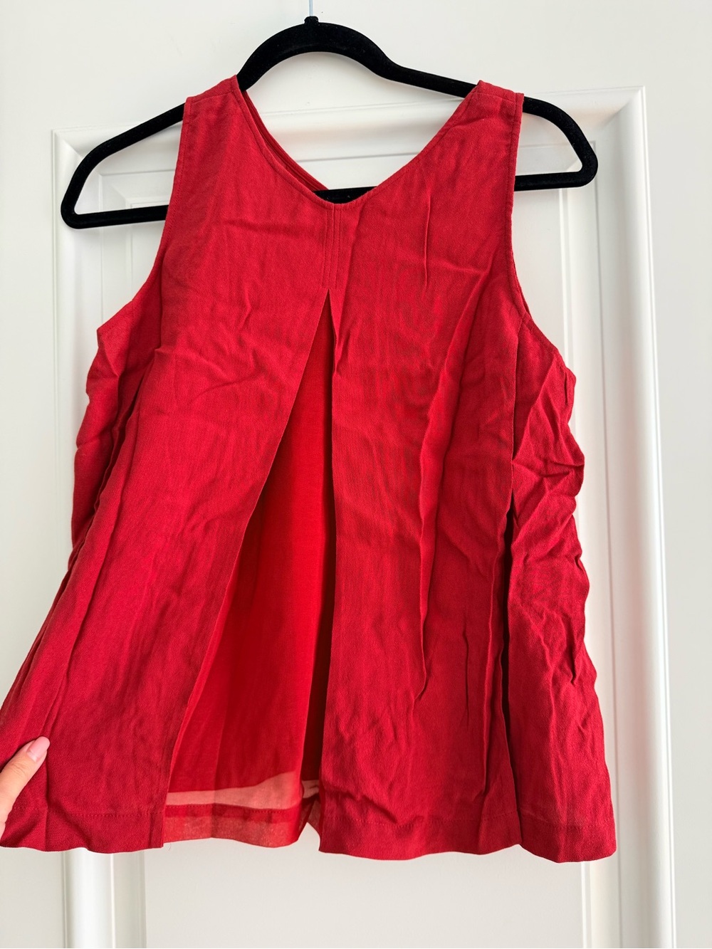 Madewell Silk Red Sleeveless Pleated-Back Tank